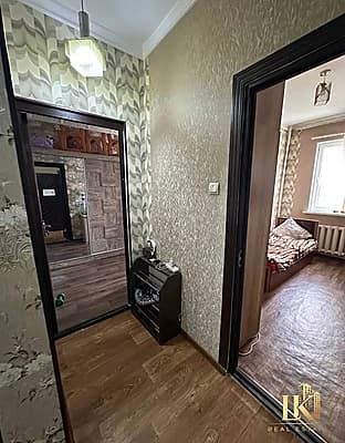 #9800 Продаётся: Яккасарайский район Ул. Мирабад (Кунаева) Ориентир: Яккасарайский ЗАГС/гостиница "Р — 2