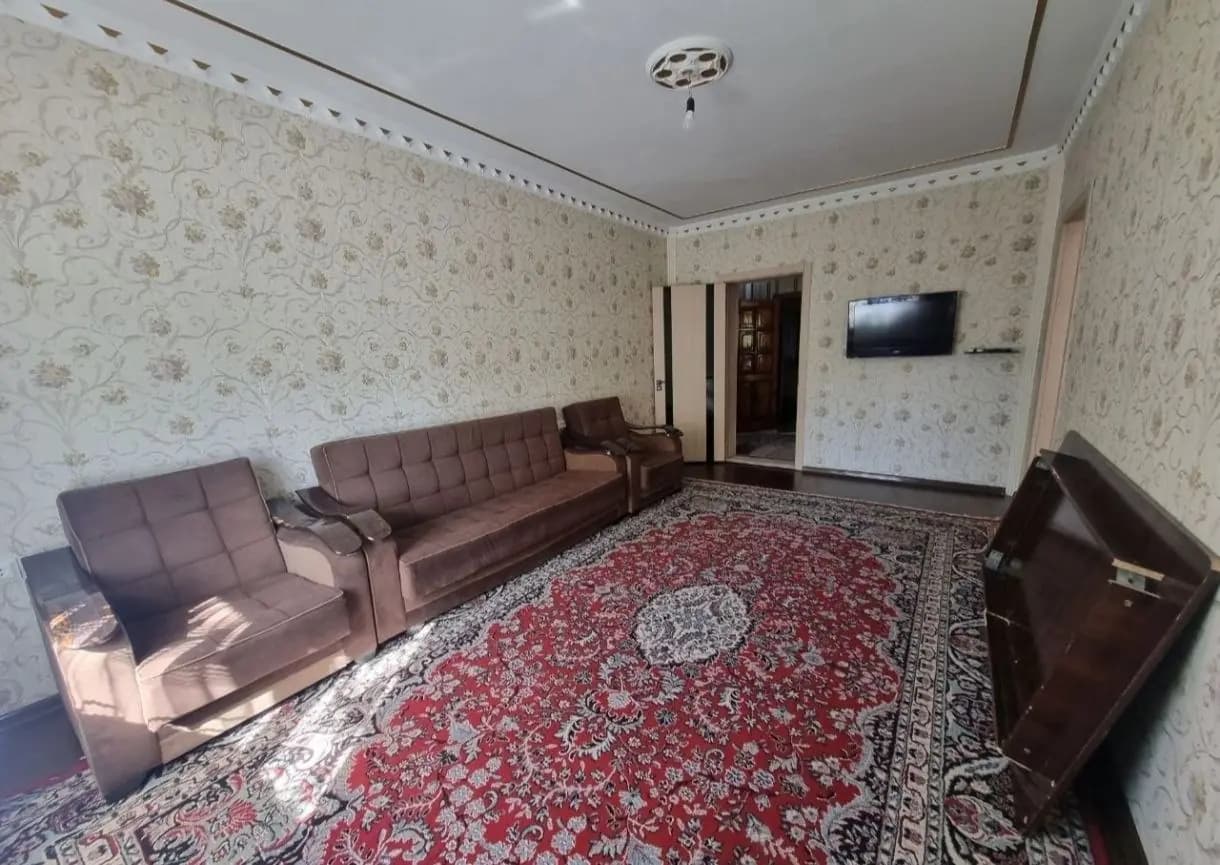 Сирочний Аренда кивартира Кора Тош махалла 3 хоналий нархи 600y.e. БОЛИШИ факат ойилла койилади услуга бор 50% — 5
