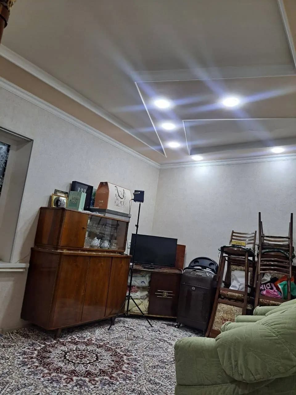 Buyuk Ipak yo’li metrosi yaqinida 2 xona — 2