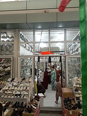 Ipodrom ozbek bozoridan oyoq kiyim qatorida 18 kv magazin sotaman — 3