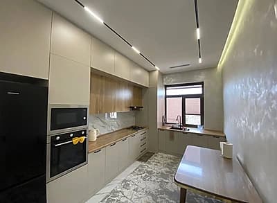Аренда квартира Олмазар  Мойкурган, Тансикбаева канечка  Площадь: 160 м² Дуплекс  Комнат: 5 — 5
