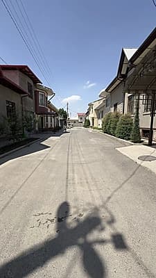 Toshkent shahar Sergeli tumanida uchaska sotiladi — 10