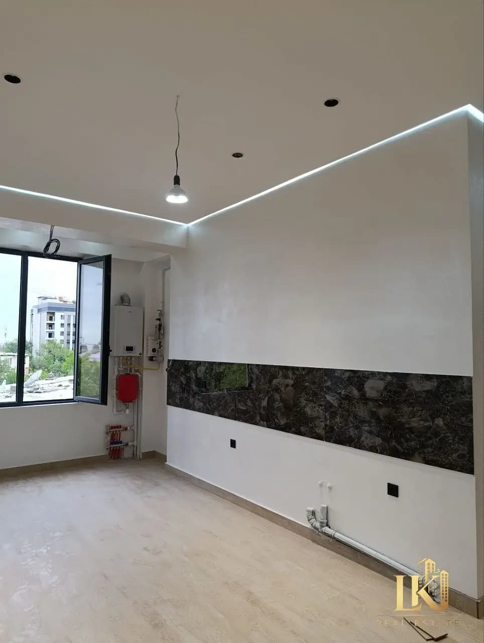 #9852 Продаётся: Мирзо Улугбекский район Массив Ялангоч Магазин M.Cosmetic Ор-р : SQB банк — 3