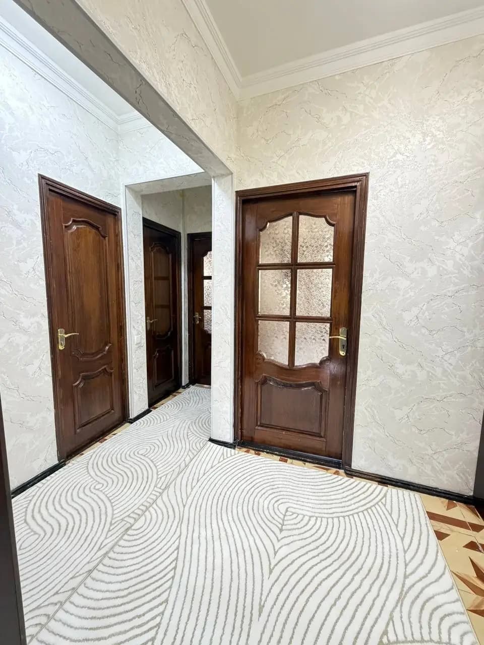 Чиланзар 24. Ипотека есть. 2 ком.65м² Отдельный вход — 4