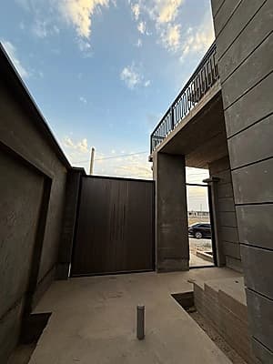 Toshkent Tumani Mehnat Qizgaldoq maxallasida Hi Tech kotedj sotiladi  310 m2 — 7