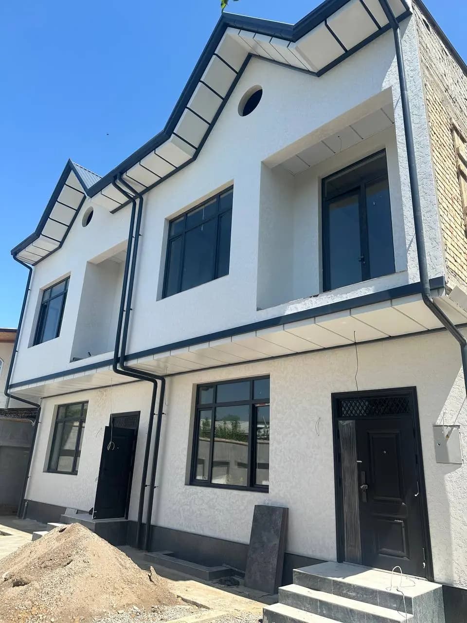 Yunsobod Tumani Chinobod Sanatoriya orqasida 1.5 sotihli katej sotiladi — 1