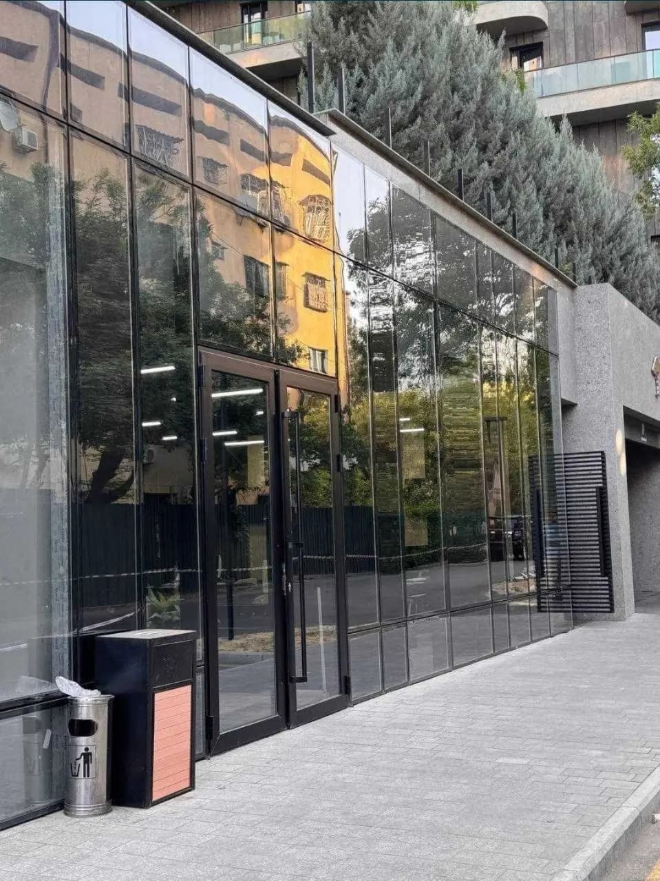 Продаётся нежилое помещение Parkwood новостойка — 1
