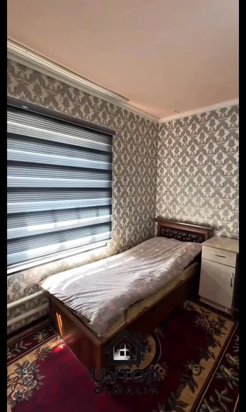 Ховли Уй сотилади. — 5