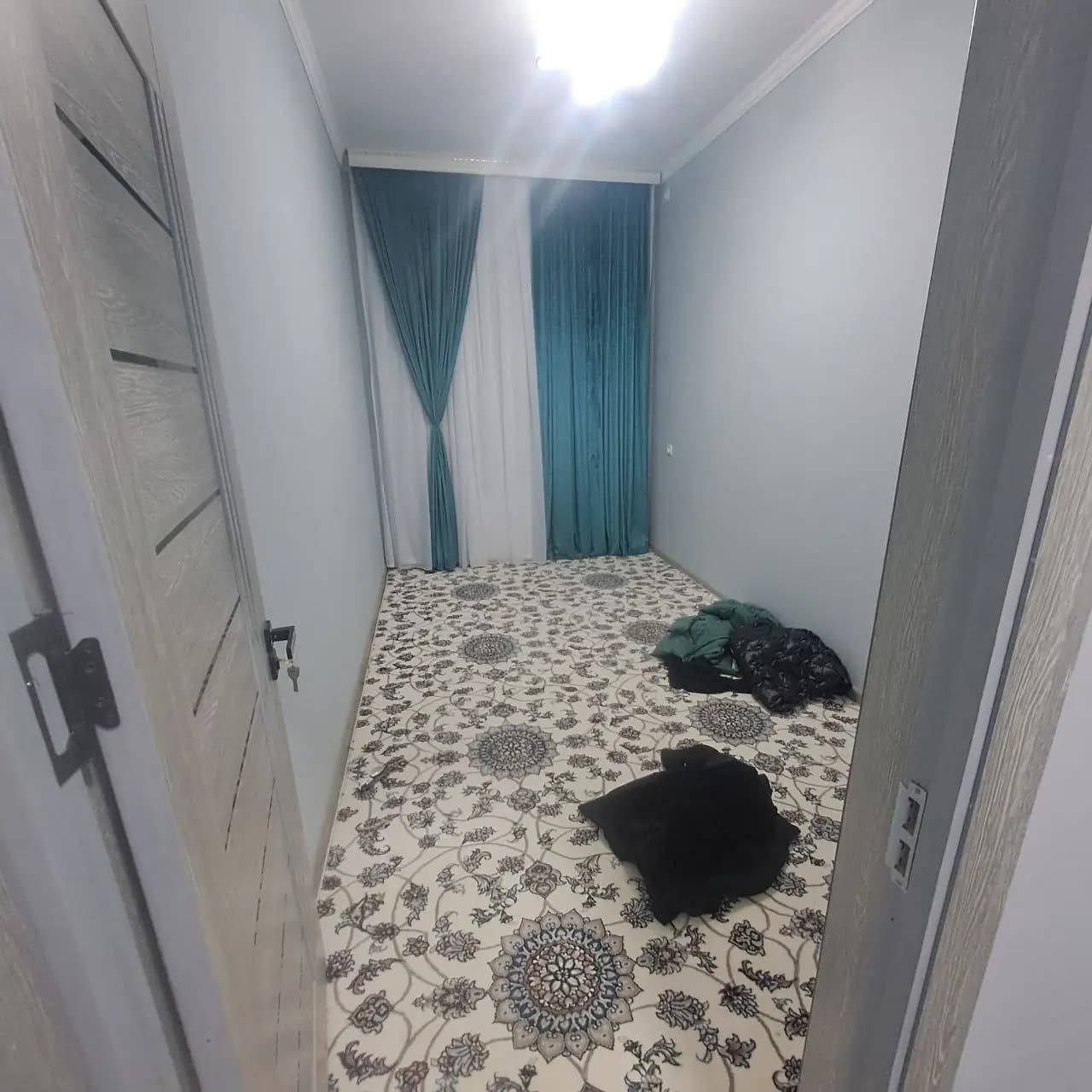Уй сотилади яшнобод район Новастройка — 1