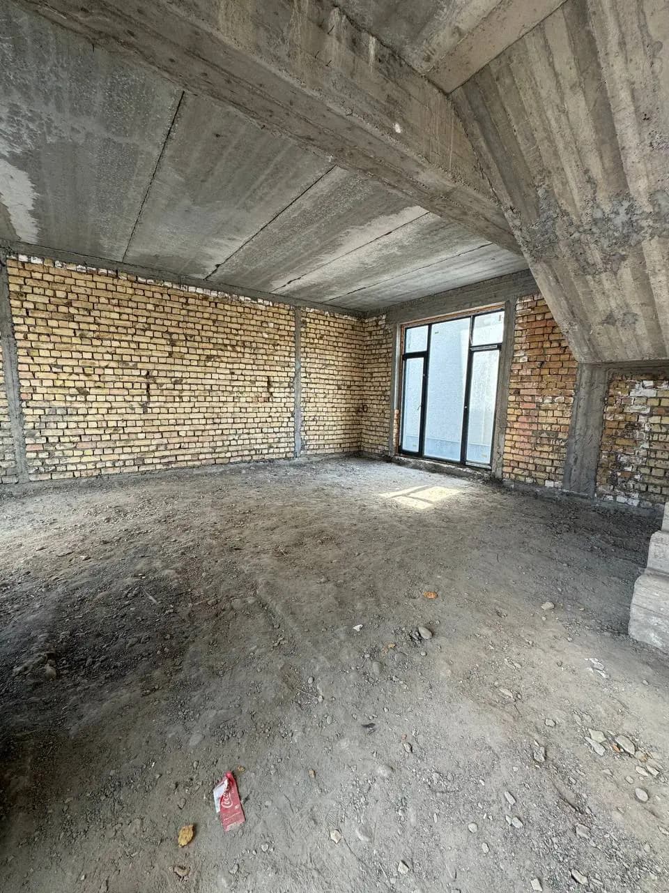 ЖК " АЛЬФРАГАНУС " 2,8-Сотки Комнат-6 200м² — 4