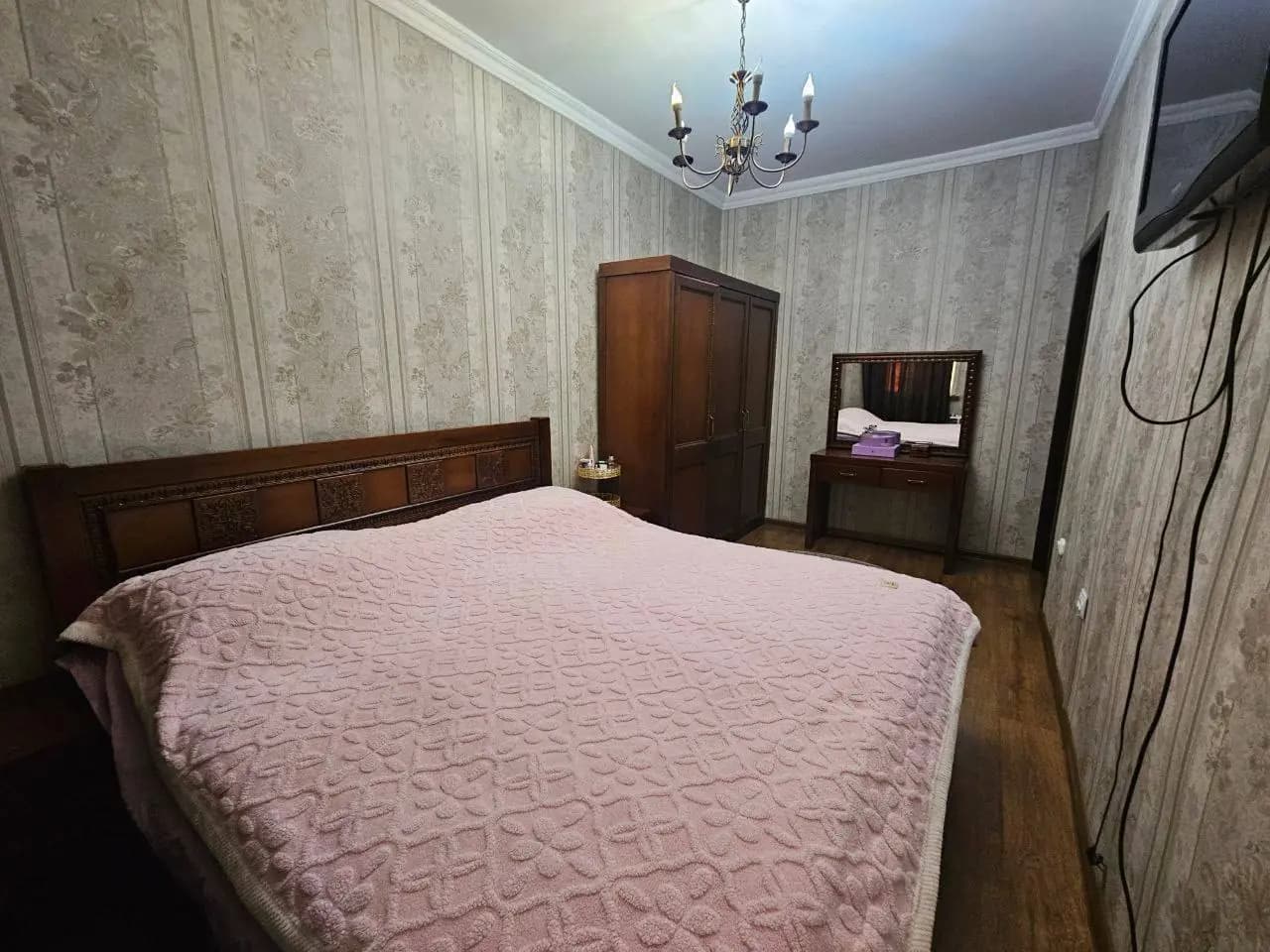 Дружба Народов 3/7/9 Камолон Ош — 1