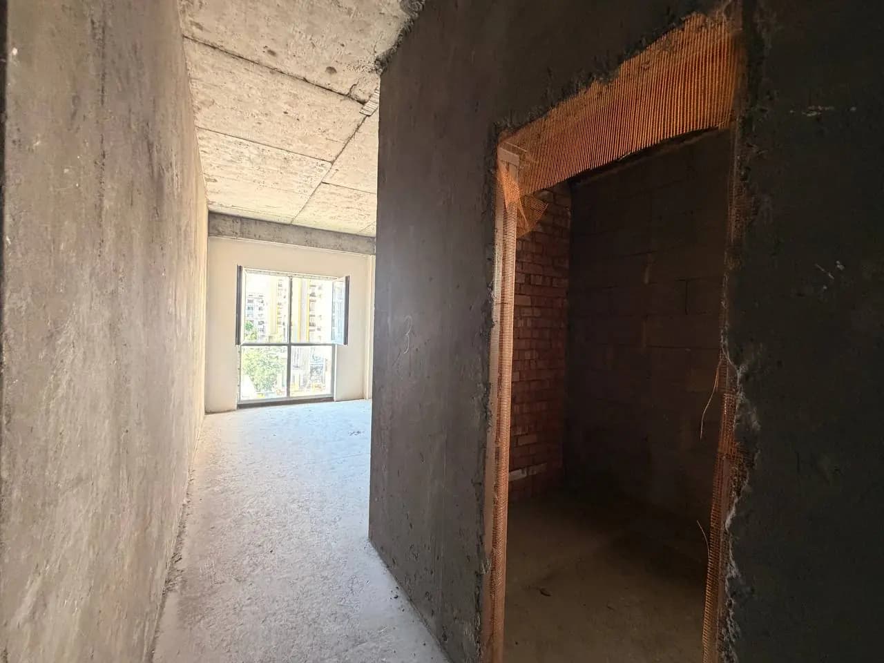 " MIRABAD AVENUE " 3/4/7 Госпитальный базар — 3