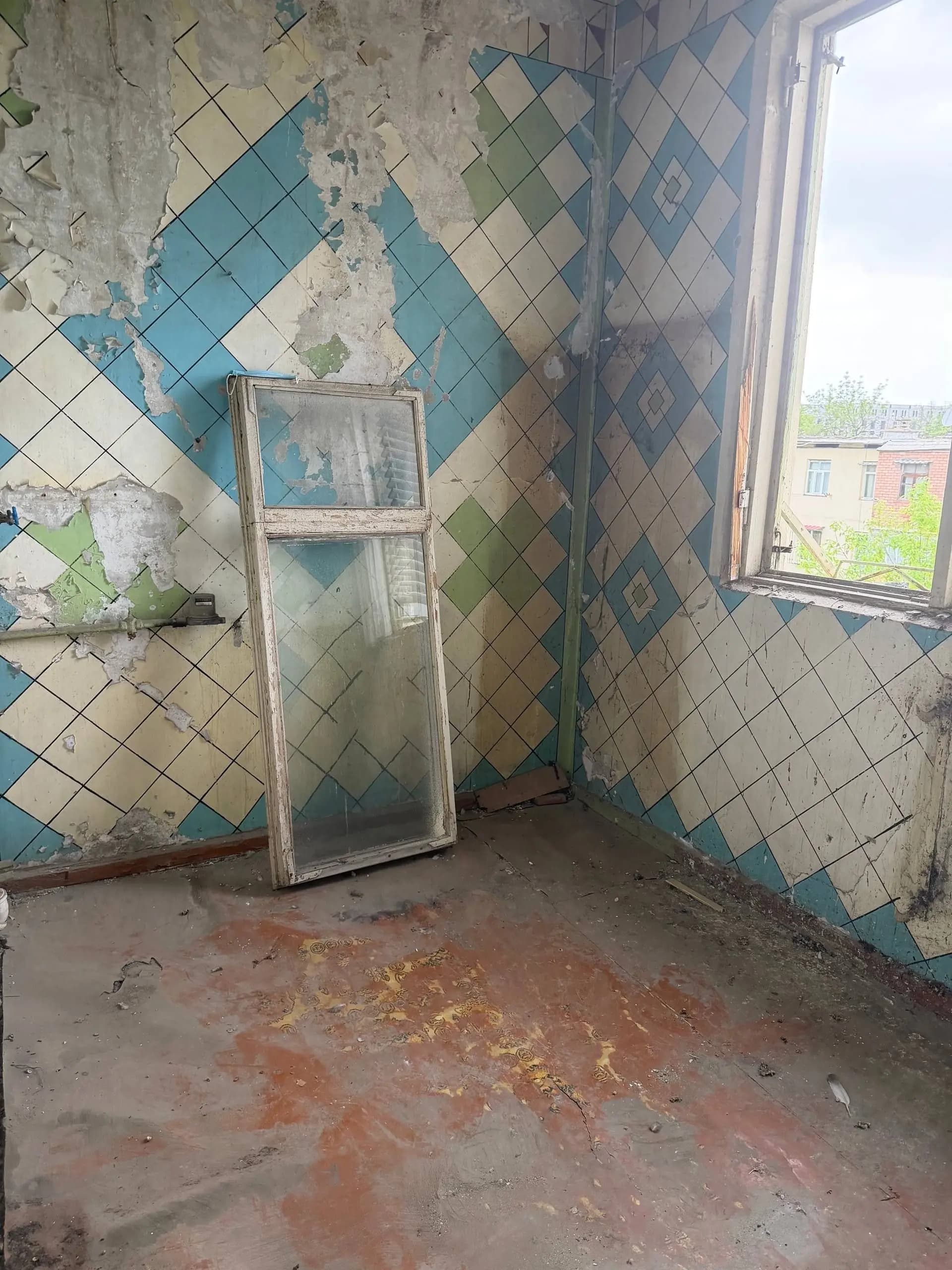 Чиланзар 14 квартал 2/4/4 СРОЧНО! Продаётся квартира — 2