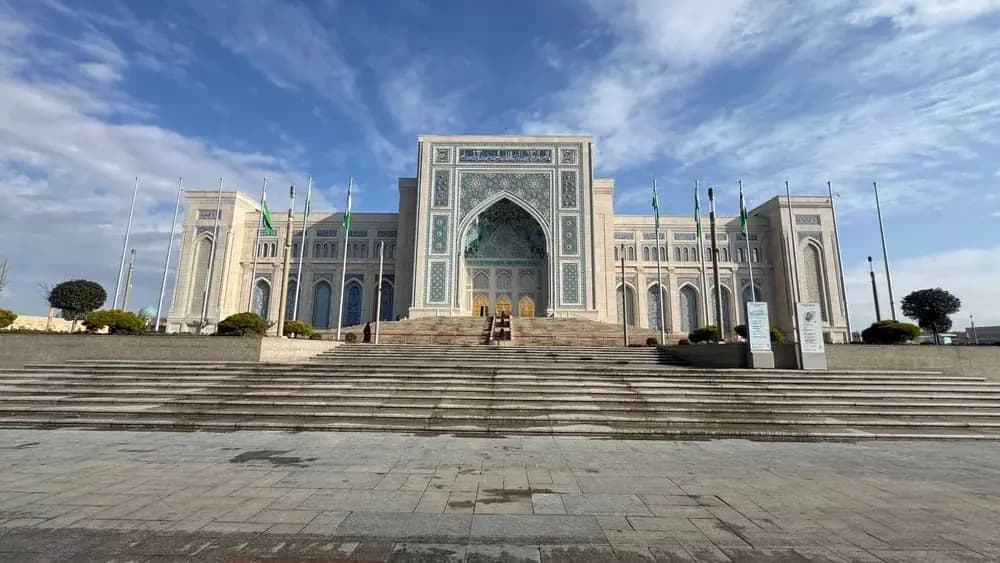 Новостройка📍Алмазарский район📍 Хаст Имам• Комнат: 1• Этаж: 2 из 3• Площадь: 24 м²Цена: 600y.e. — 3