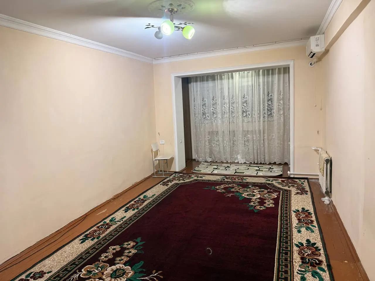 Беруний метро Эко базар Альпомиш Карзинка 1/5/5.  ойлага 250y.e. — 2