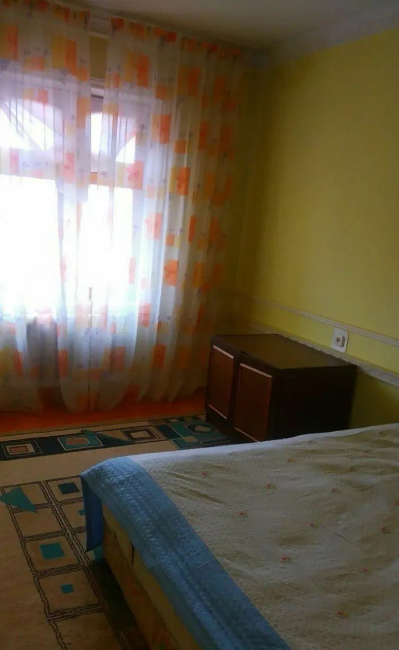 3/8/9 Жарарык Янги Ташми Беруни метро якин Оила ва кизларга350y.e. — 3