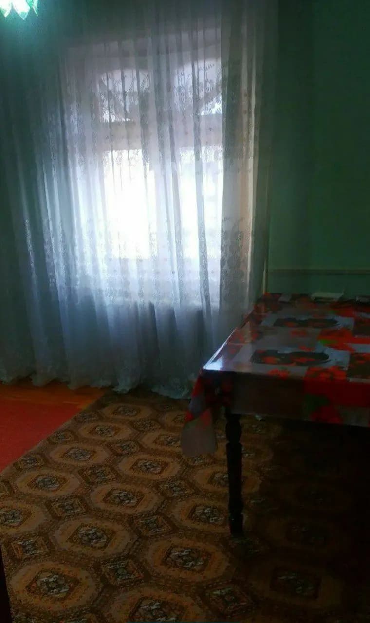 3/8/9 Жарарык Янги Ташми Беруни метро якин Оила ва кизларга350y.e. — 5
