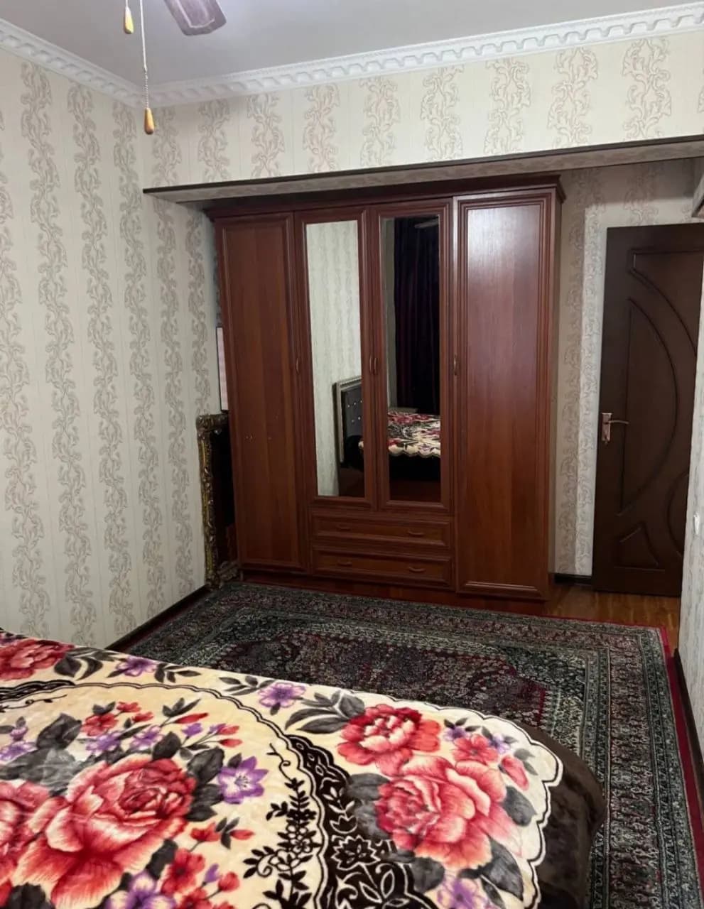 3/1/9  Джарарык Ibinsino jarariq 4etajli domi 1etaji 3xonapadez skavznoy 550 долларовОйла — 2