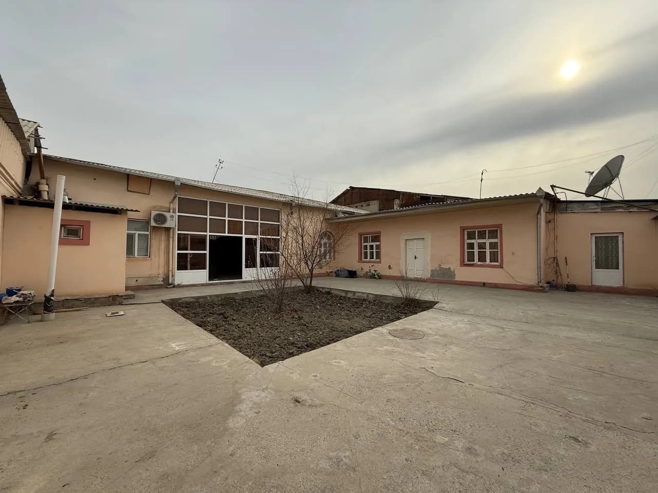 Uchastok 10 sotok naprotiv Karvon bazara — 7