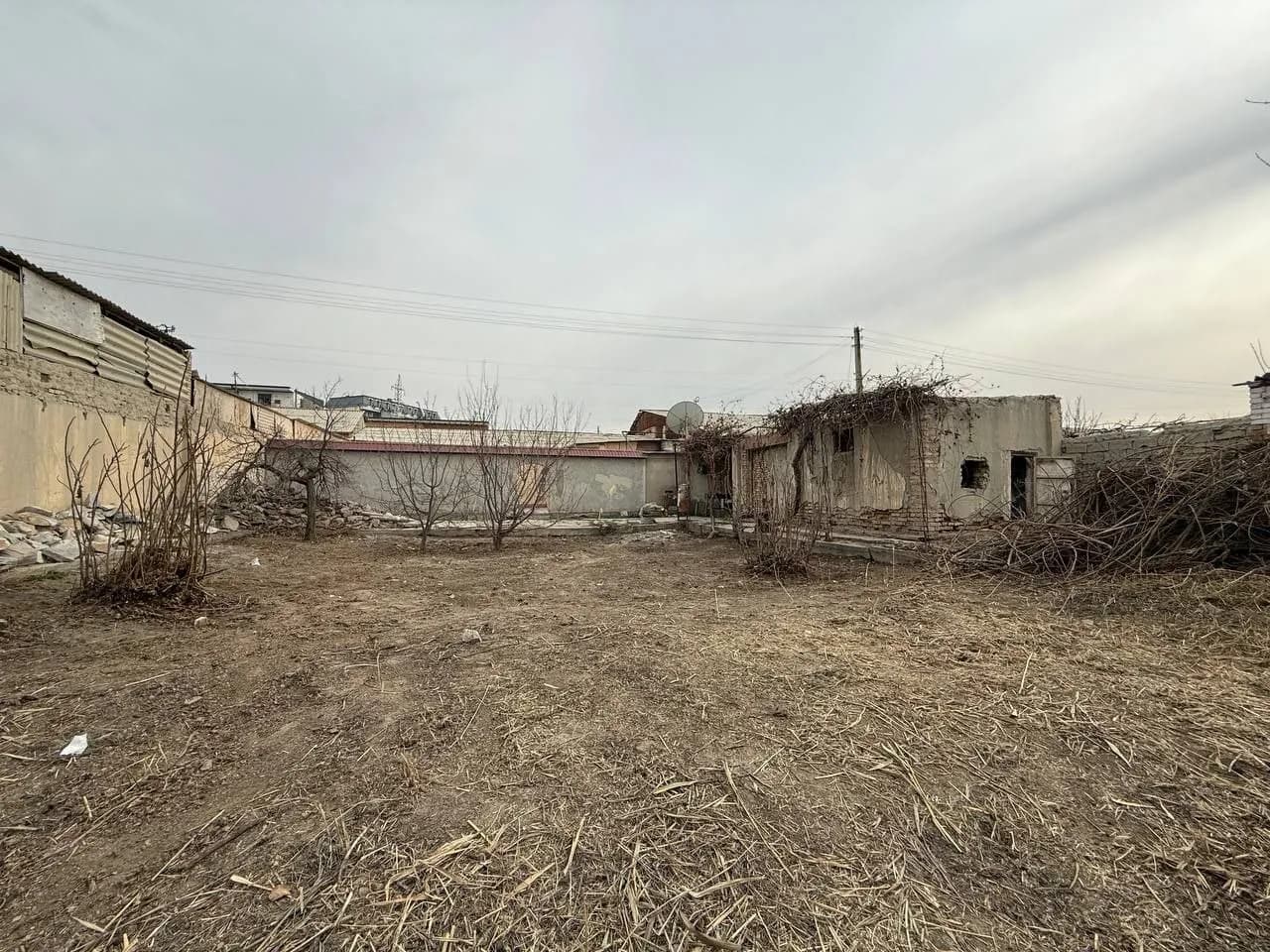 Uchastok 10 sotok naprotiv Karvon bazara — 9