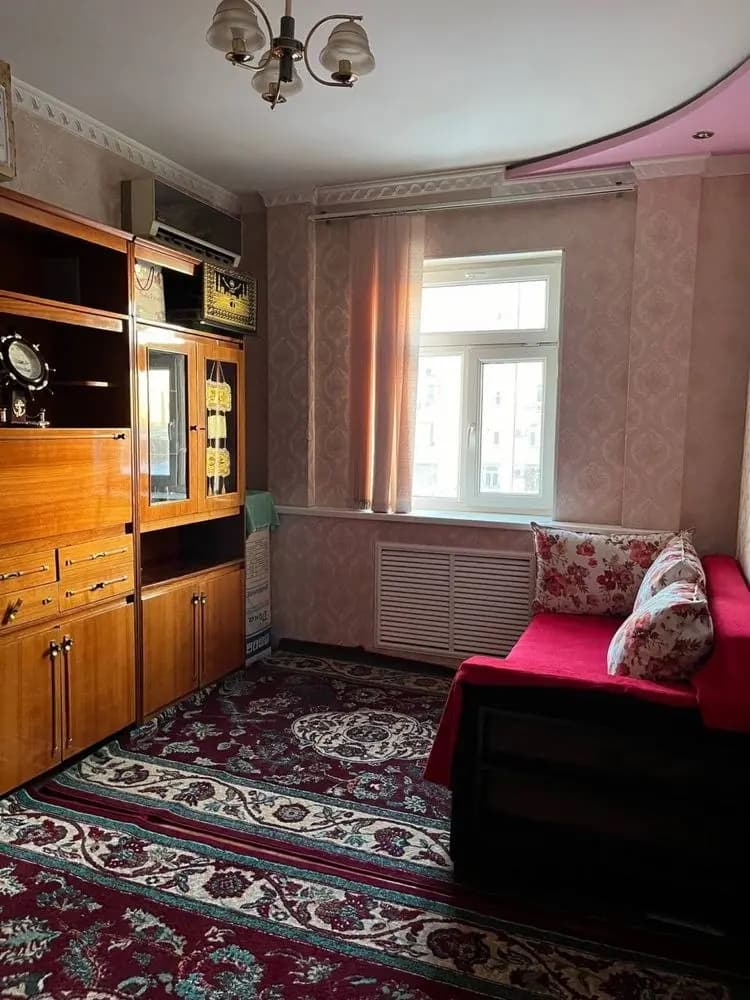 V5767 Sebzor 17/18 4/4/9 — 5