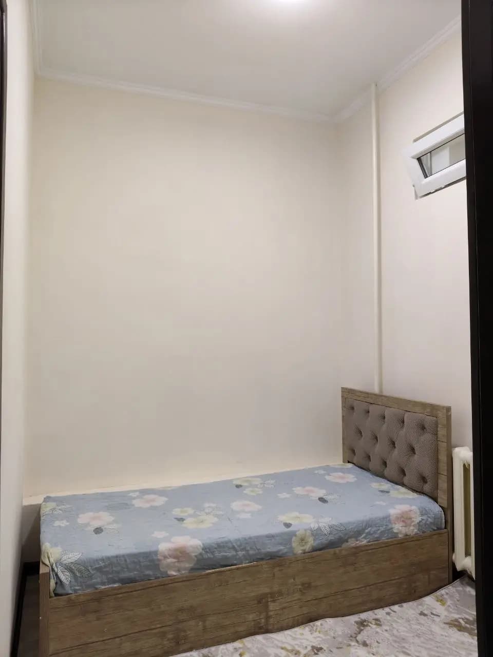 Продаëтся отличная квартира в Юнусабаде 13-м квартале. Комнаты 1*2 (переделана на двух) — 3