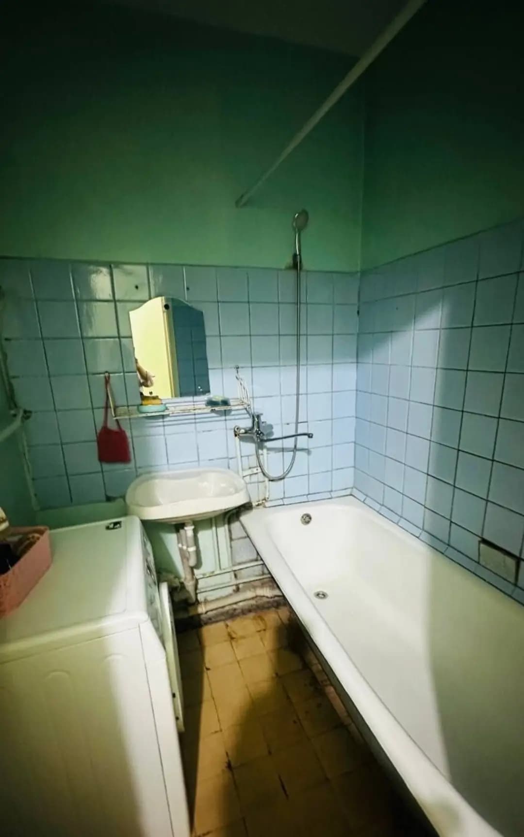 Yunusobod 10 kvartalda 3 xonali 3/5/5 — 4