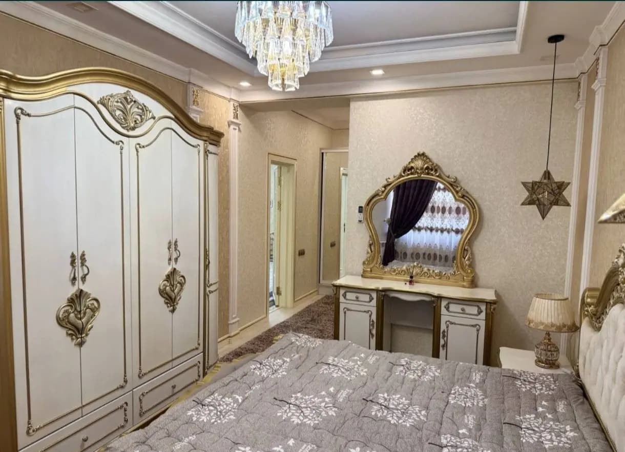 Сдаётся люкс кивартира сагбон баурум 4 комнита навастиройка дом цена 1500y.e. есть передаплата услуга агентство 50% — 3