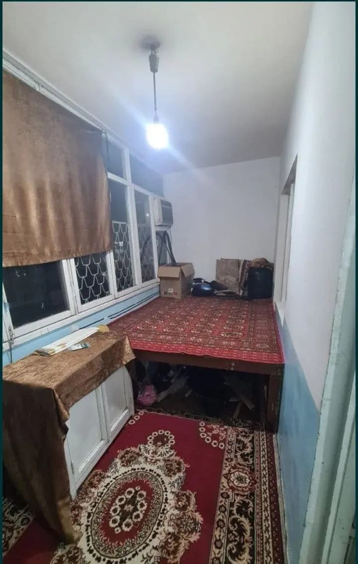 Shayxontohur Ibn Sino. — 1