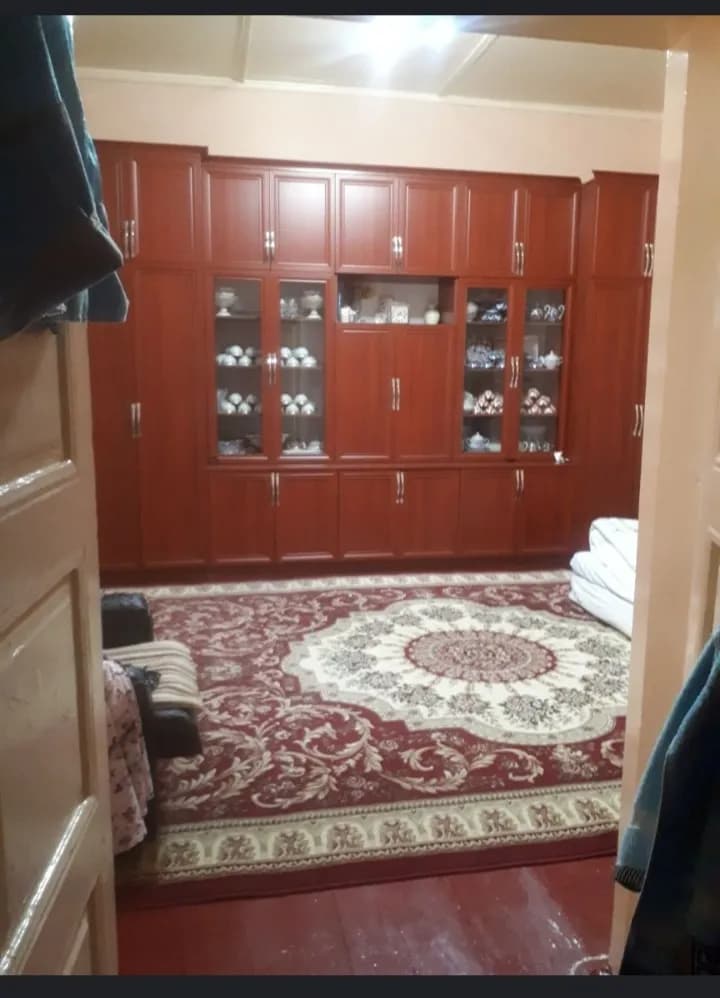 Obshiy dvor alohida hovli srochna sotiladi. — 9
