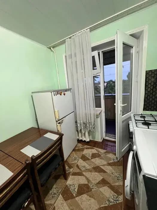 Продаётся 1-комнатная квартира (малосемейка)📍 Мирзо-Улугбекский район (ориентир: кафе Бухара, Ялангач) — 2
