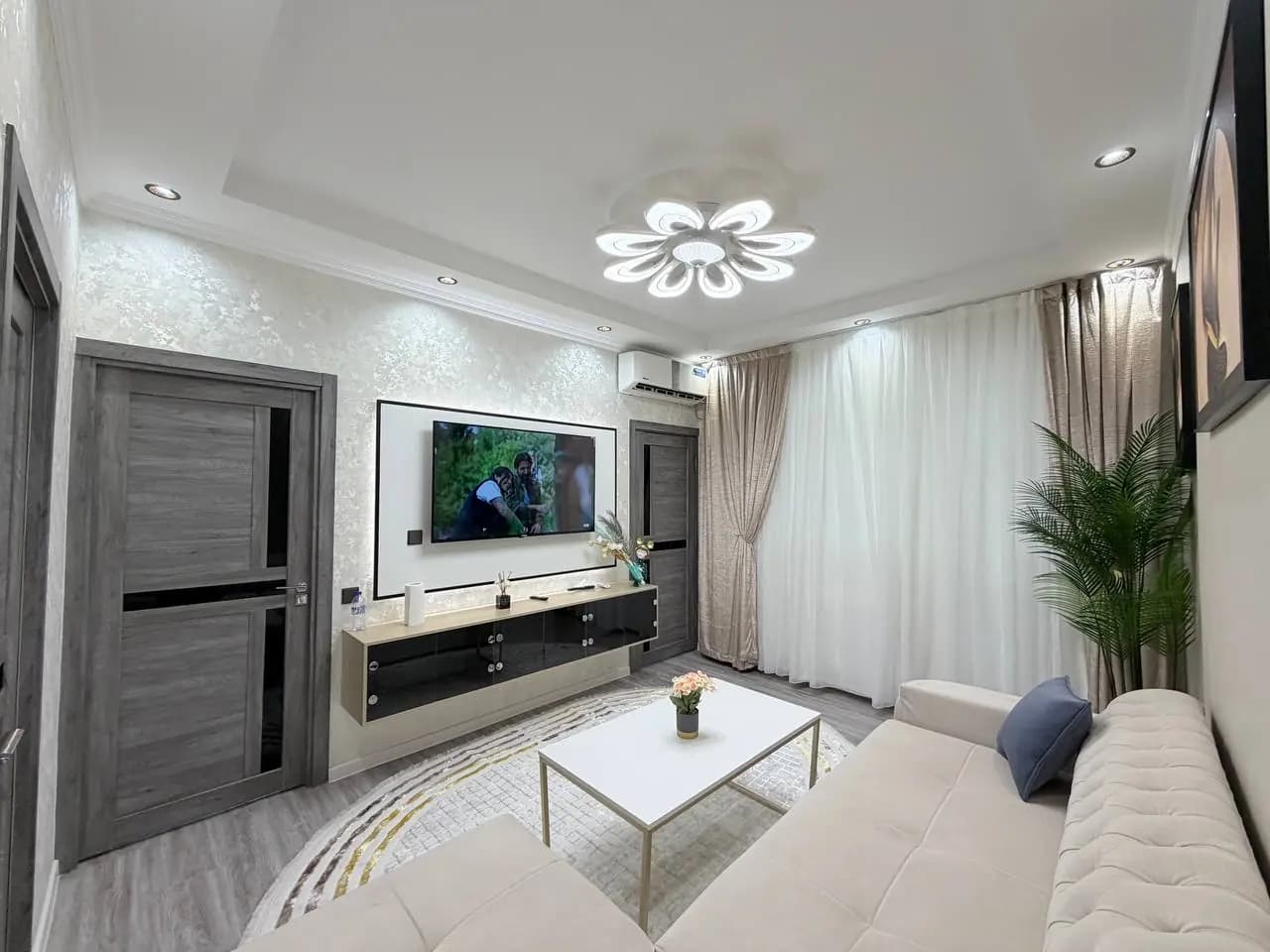 Чиланзар 6 квартал💫2в3/4/4🏡Метро Мирзо Улугбек. Балкон 1,5/6‼️Полностью укомплектована ✅ — 1