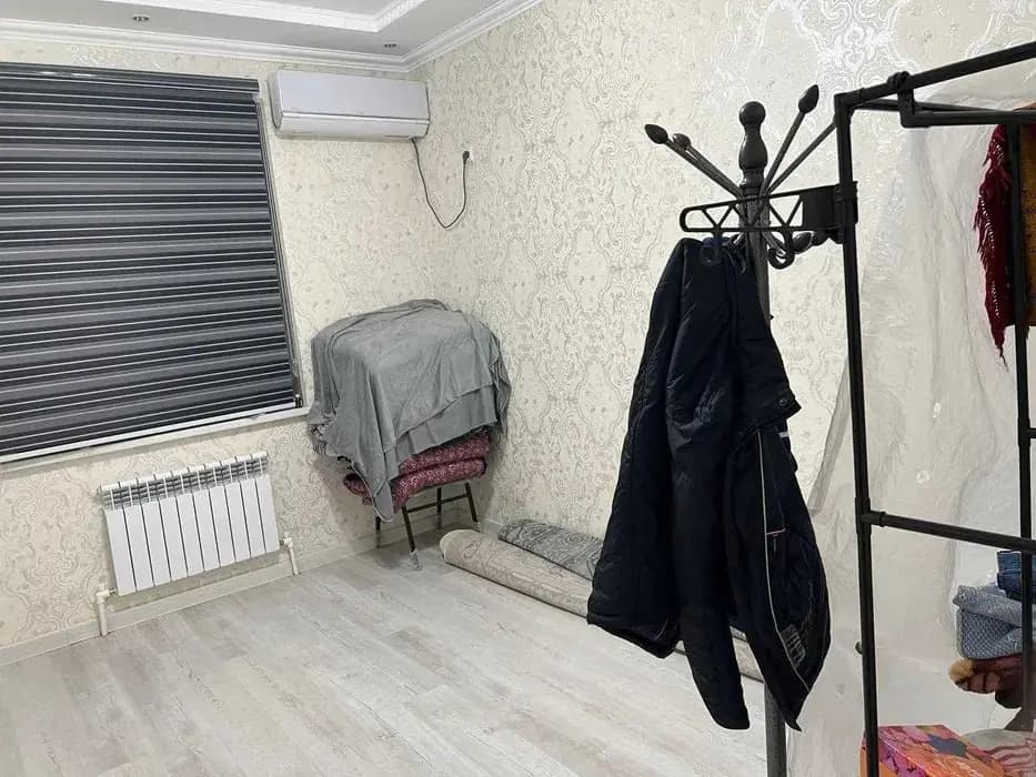 Продаётся 1-комнатная квартира в новостройке (Сергели, за хокимиятом). — 3