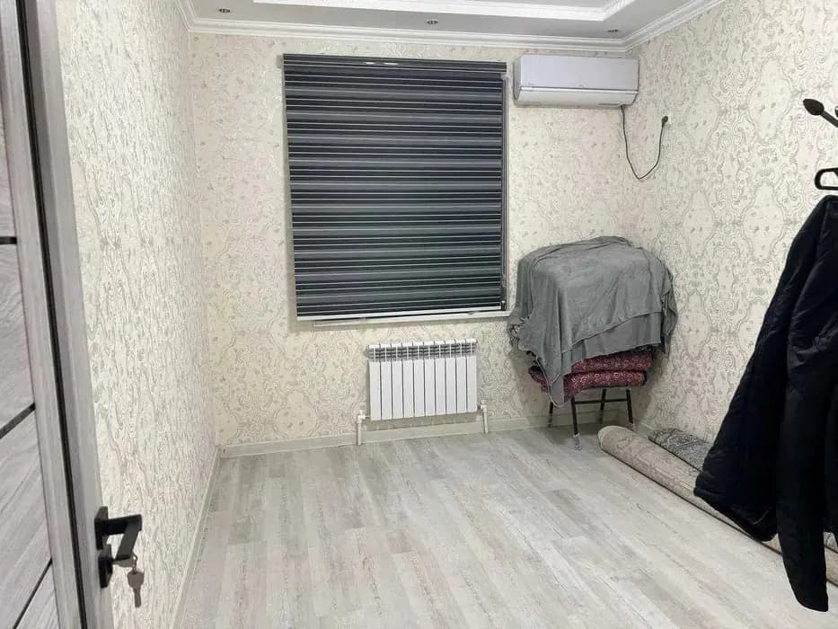 Продаётся 1-комнатная квартира в новостройке (Сергели, за хокимиятом). — 2