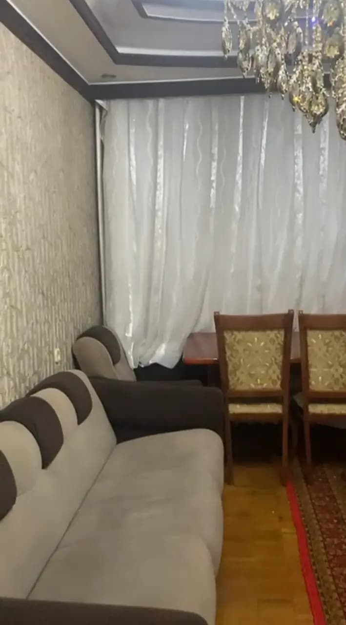 Юнусобод-3 Универсам базар 1 комнатная квартира — 1