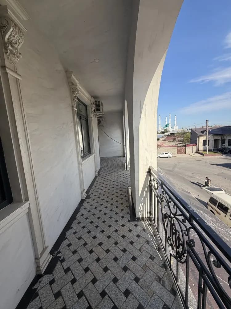 Sahbon 2 hona 2 etaj / 9 63 kv tayyor remont — 7