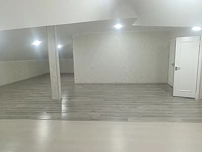 Sergeli Honobod Nurafshon koʻchada 1,65 sotixli 2 etaj mansardali uy sotiladi — 1