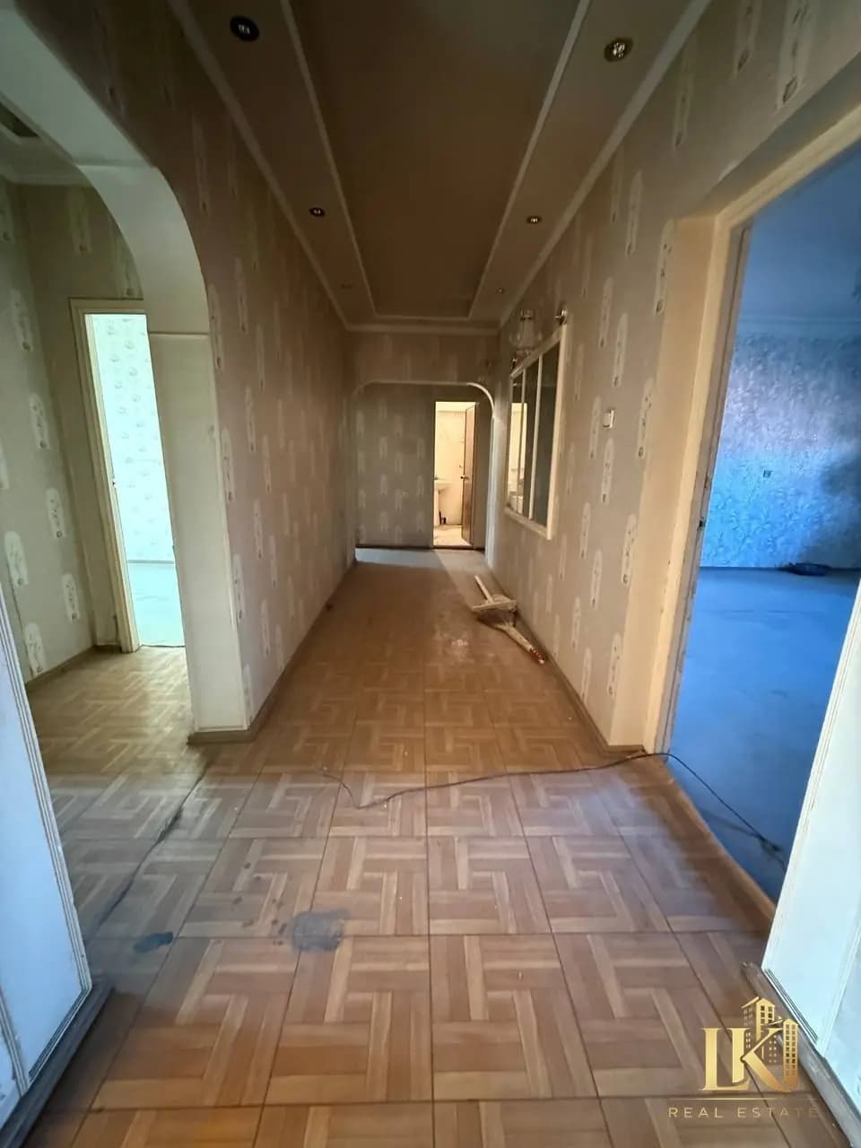 #9800 Продаётся: Мирабадский район Рядом метро Ойбек Ул. Фидокор (Чехова) Ориентир: 60 школа/Гастрон — 2