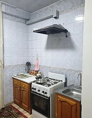 Жарарих Arendaga Ijaraga Uy Jar Ariq da 9/1/ 3 xona 400y.e. faqat oilaga sredniy remont — 2