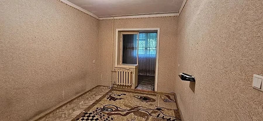 Метро Максима Горького. Мир Подарков. Художников. Продаётся 1 комнатная квартира в Центре — 1