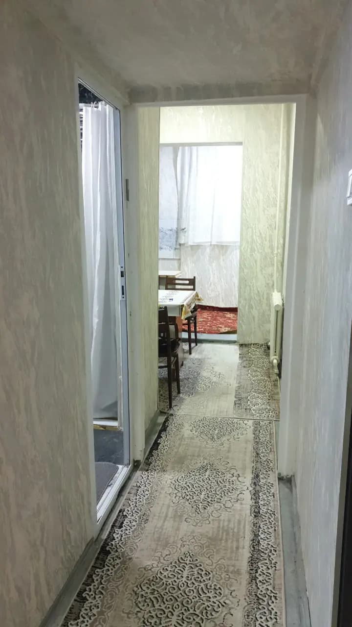 2 хонали сотилади Корасарой — 3
