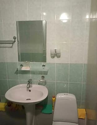 MIRZO ULUGʻBEK Sayohat mehmonxonasini orqasida,Buyuk Ipak Yo`li metros — 5