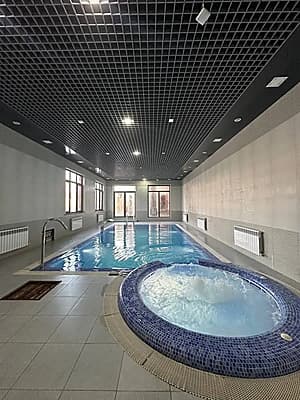 Qizzil villa — 2