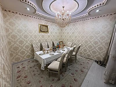 Ibn Sino stroy mart roparasida 222 kvadrat kvartira sotiladi 165000y.e. — 2