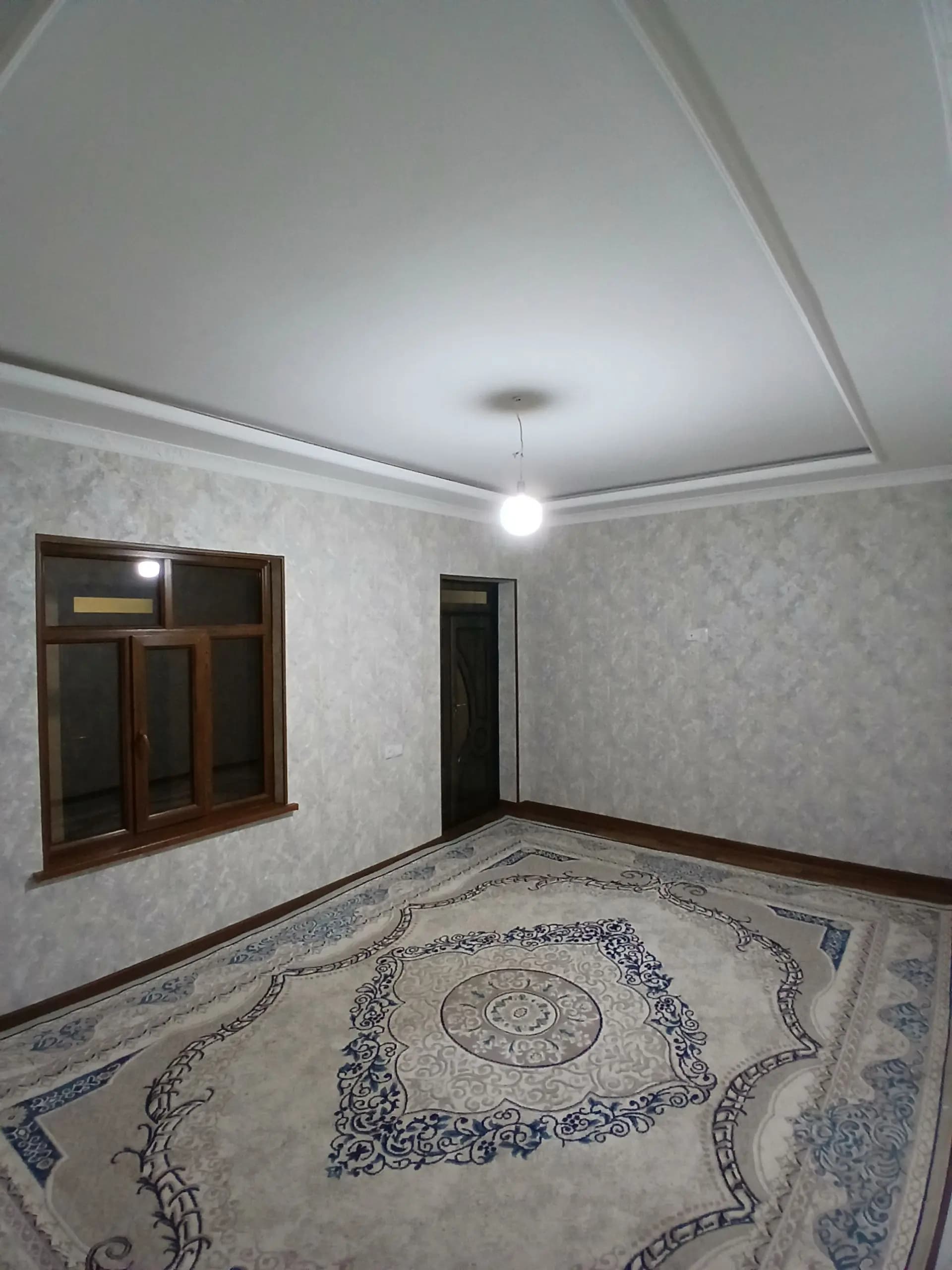 Shinam chiroyli uy sotiladi. 2ta sipalnik 2ta zal 2ta sanuzel oshxona — 4