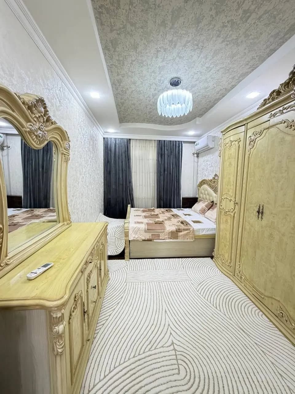 Чиланзар 24. Ипотека есть. 2 ком.65м² Отдельный вход — 3