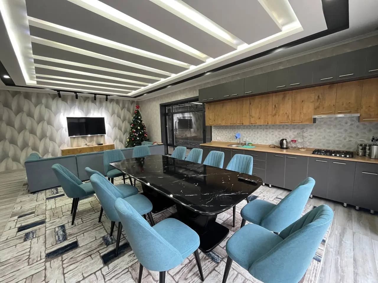 DACHA CHORVOQ BOCHKA (717) 2 — 3