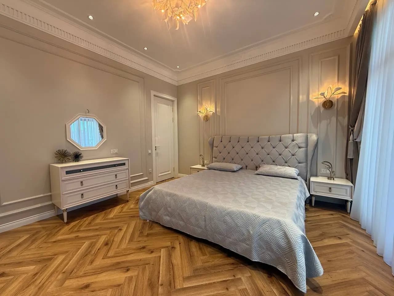 Продаётся 2-х комнатная квартира в ЖК Skyline  Ориентир: Посольство России, ул. Нукусская, — 2