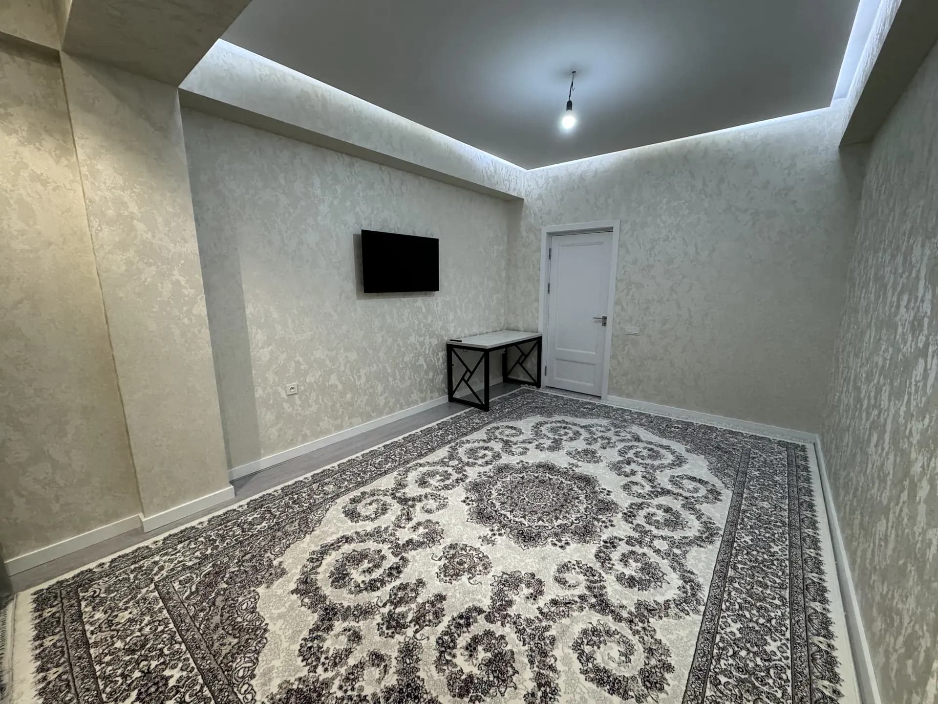 Chine House — 5