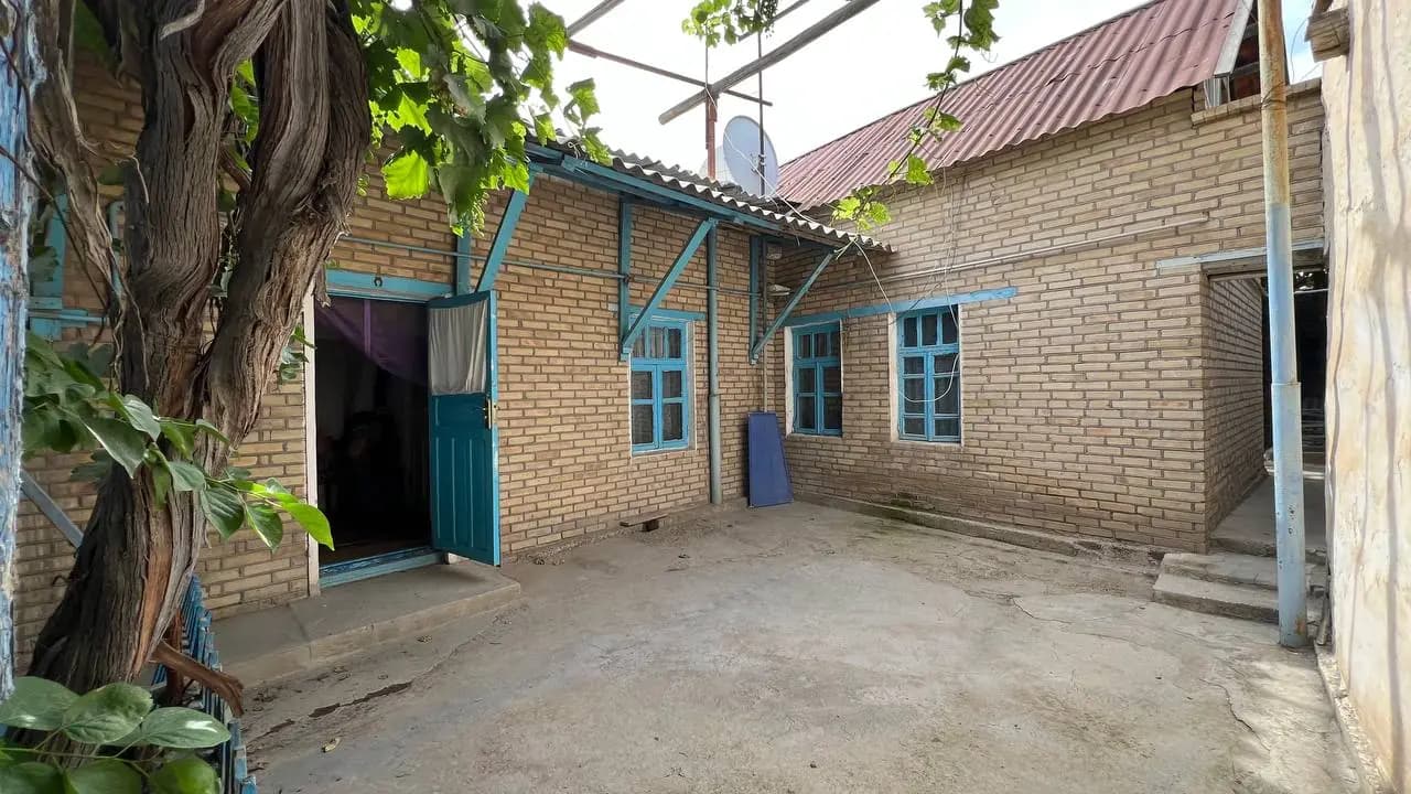 3.4 сотых Ховли — 1